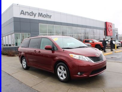 Used 2014 Toyota Sienna LE