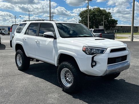 Used 2022 Toyota 4Runner TRD Off-Road Premium image 3