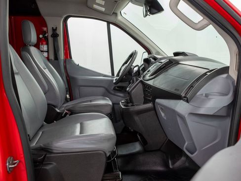 Used 2018 Ford Transit 150 130 Low Roof RWD image 15