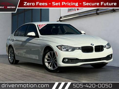 Used 2017 BMW 320i Sedan image 1