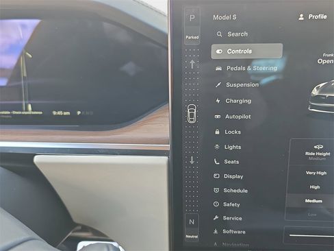 Used 2022 Tesla Model S image 28