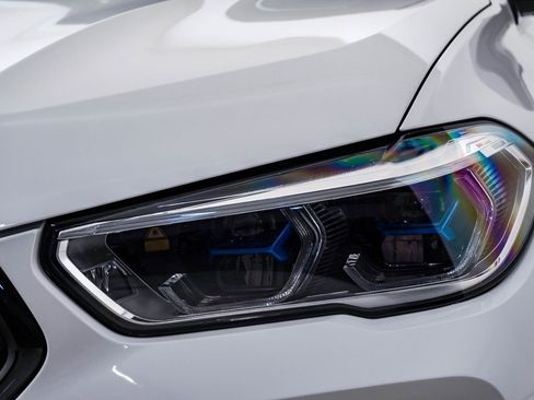 Used 2021 BMW X6 xDrive40i w/ M Sport Package image 7