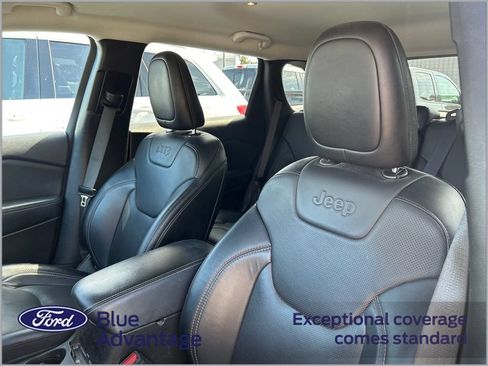 Used 2022 Jeep Cherokee Latitude Lux AWD/4WD image 12