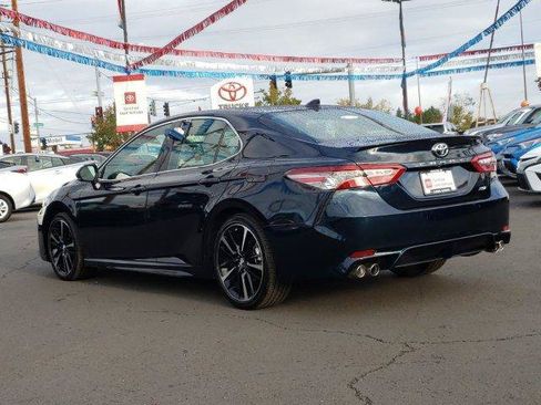 Certified 2018 Toyota Camry XSE FWD image 6