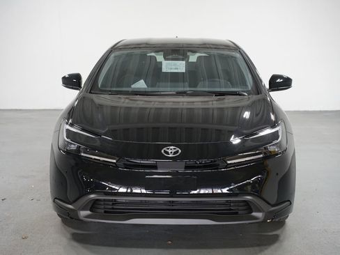 New 2026 Toyota Prius LE image 2