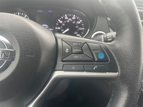 Used 2019 Nissan Rogue SL w/ Premium Package image 25