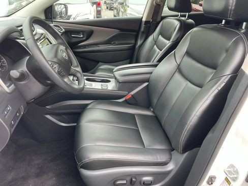 Certified 2023 Nissan Murano SV w/ SV Midnight Edition Package AWD/4WD image 5