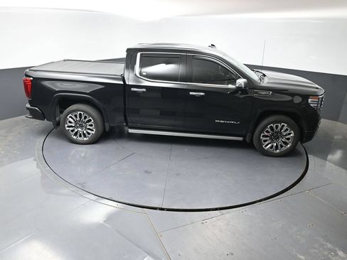 Used 2023 GMC Sierra 1500 Denali Ultimate AWD/4WD image 15