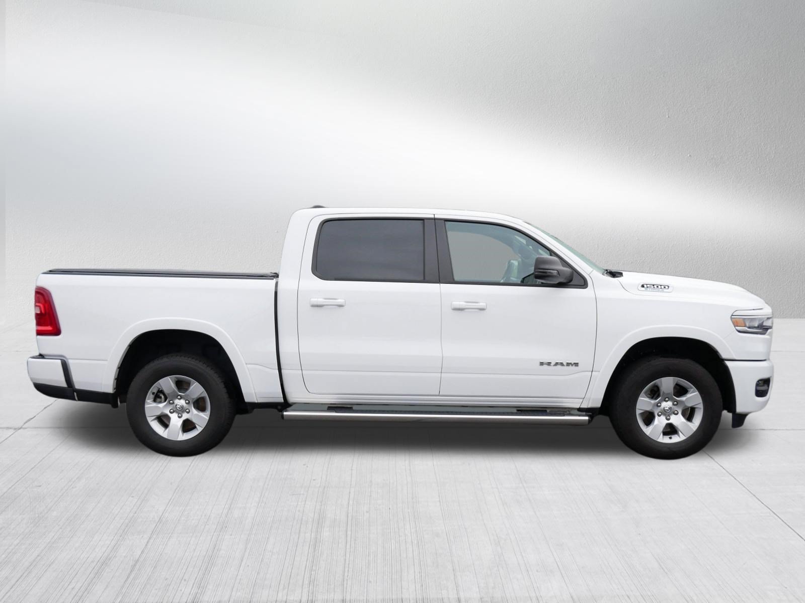 Used 2025 RAM 1500 Big Horn AWD/4WD image 8