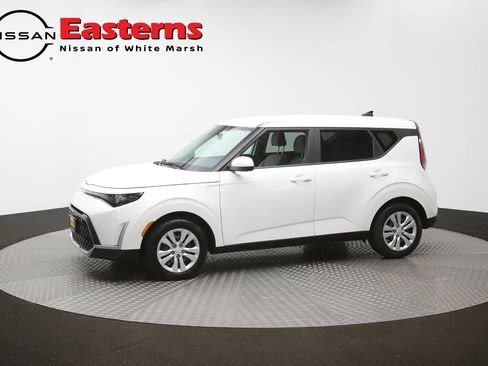 Used 2023 Kia Soul LX FWD image 56