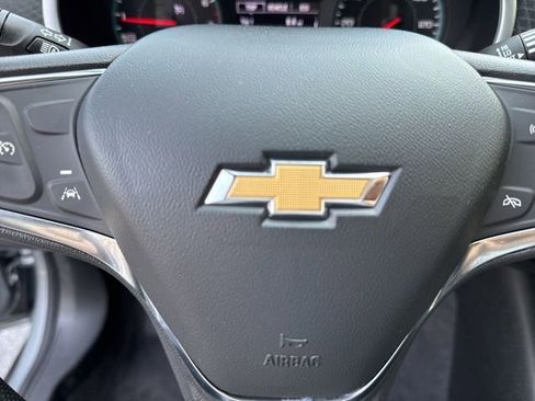 Used 2024 Chevrolet Malibu LT FWD image 13