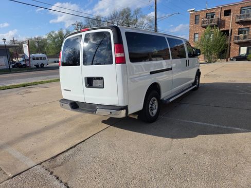 Used 2017 Chevrolet Express 3500 LT w/ LT Preferred Equipment Group image 6