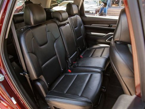 Used 2022 Kia Telluride LX FWD image 12