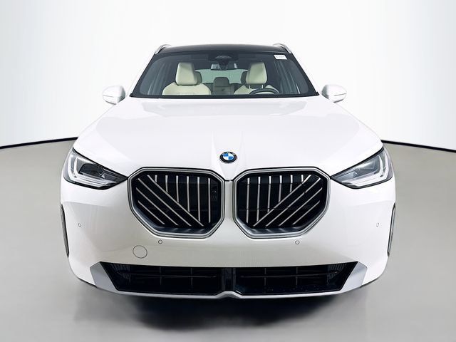 Used 2026 BMW X3 xDrive30i w/ Premium Package AWD/4WD image 2