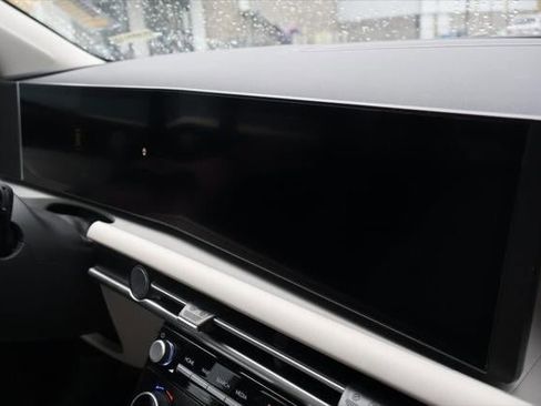 Used 2025 Hyundai Tucson SEL image 12