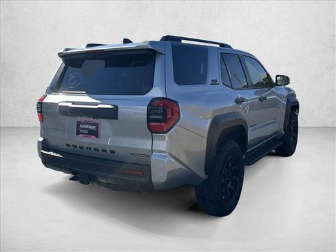 Used 2025 Toyota 4Runner TRD Off-Road Premium AWD/4WD image 7