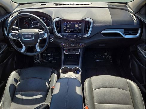 Used 2024 GMC Terrain SLT AWD/4WD image 19