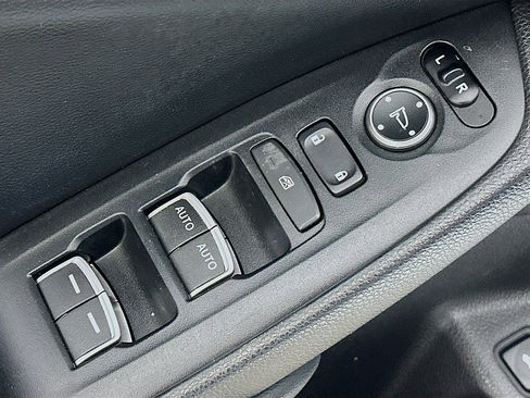 Used 2018 Honda Accord Sport image 18