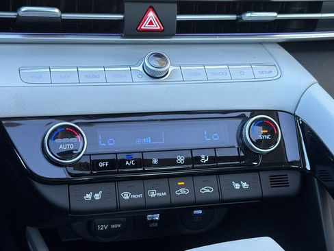New 2026 Hyundai Elantra Limited FWD image 21