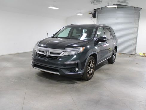 Used 2019 Honda Pilot Elite image 4
