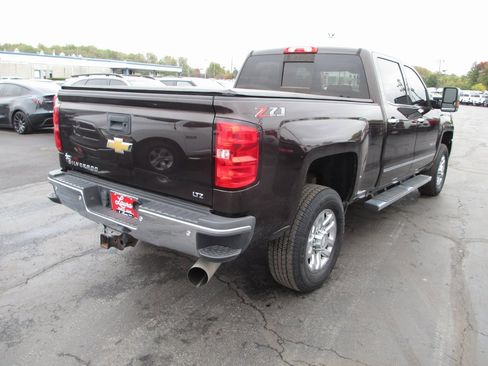 Used 2018 Chevrolet Silverado 3500 LTZ w/ Duramax Plus Package image 3