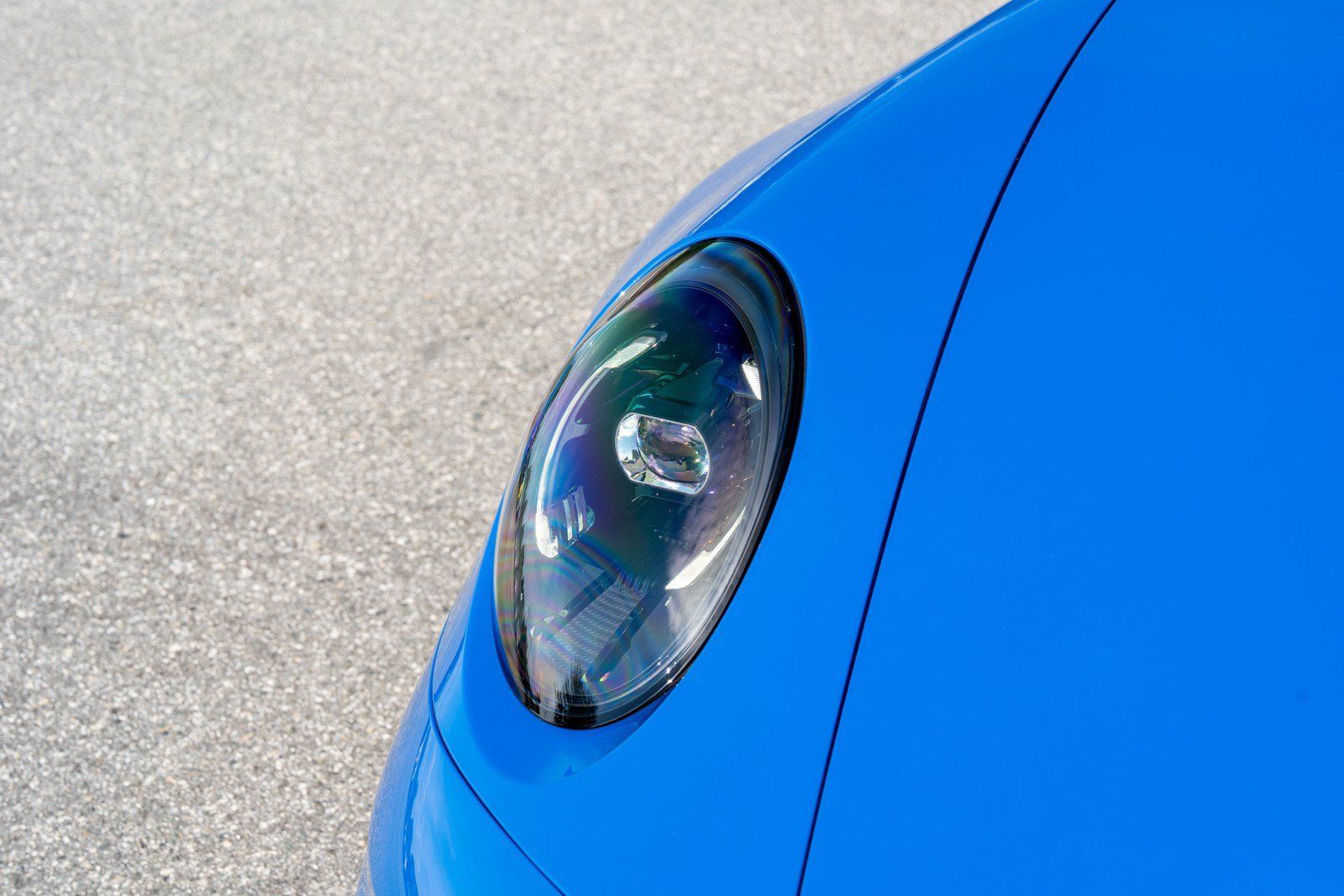Certified 2025 Porsche 911 Carrera RWD image 19