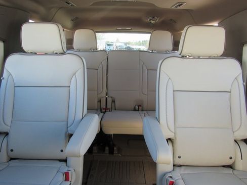 New 2026 GMC Yukon XL Denali w/ Denali Reserve Package image 35