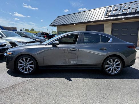 Used 2021 MAZDA MAZDA3 s FWD image 8