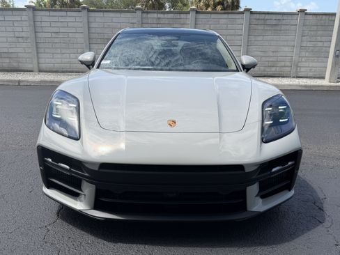 New 2026 Porsche Panamera RWD image 10