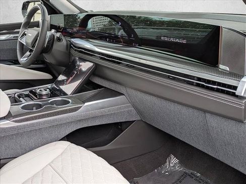 Used 2026 Cadillac Escalade V w/ LPO, Floor Liner Package AWD/4WD image 26