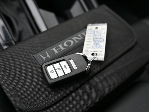 Used 2025 Honda Accord Sport image 26