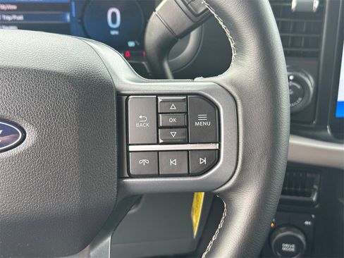 Used 2024 Ford F150 XLT image 12