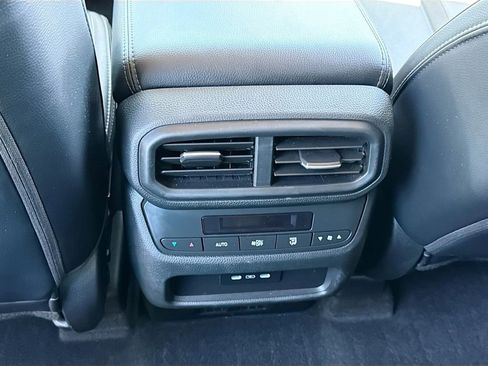 Used 2025 Honda Pilot EX-L image 24