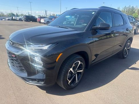Certified 2023 Chevrolet TrailBlazer RS AWD/4WD image 1