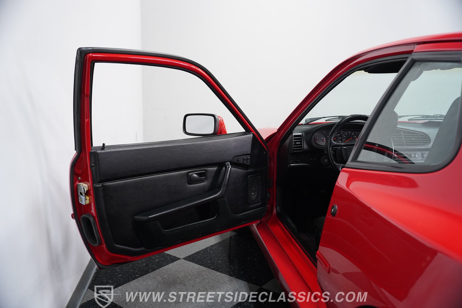 Used 1987 Porsche 944 Coupe RWD image 35