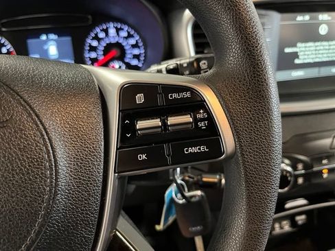 Used 2019 Kia Sorento FWD image 27