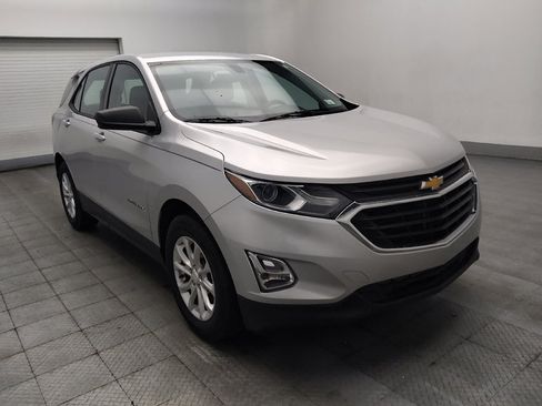 Used 2018 Chevrolet Equinox LS FWD image 13