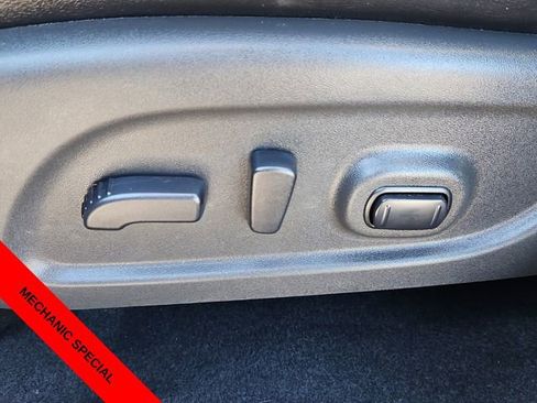 Used 2017 Nissan Pathfinder SL w/ SL Tech Package image 14