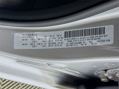 Used 2020 RAM 1500 Laramie image 24