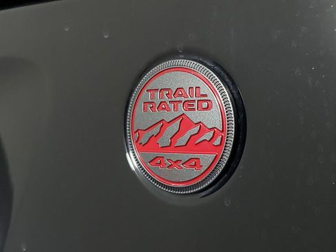 Used 2023 Jeep Gladiator Rubicon w/ Cold Weather Group image 9