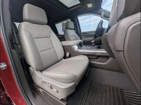 Used 2022 Chevrolet Silverado 1500 LTZ w/ LTZ Premium Package AWD/4WD image 23