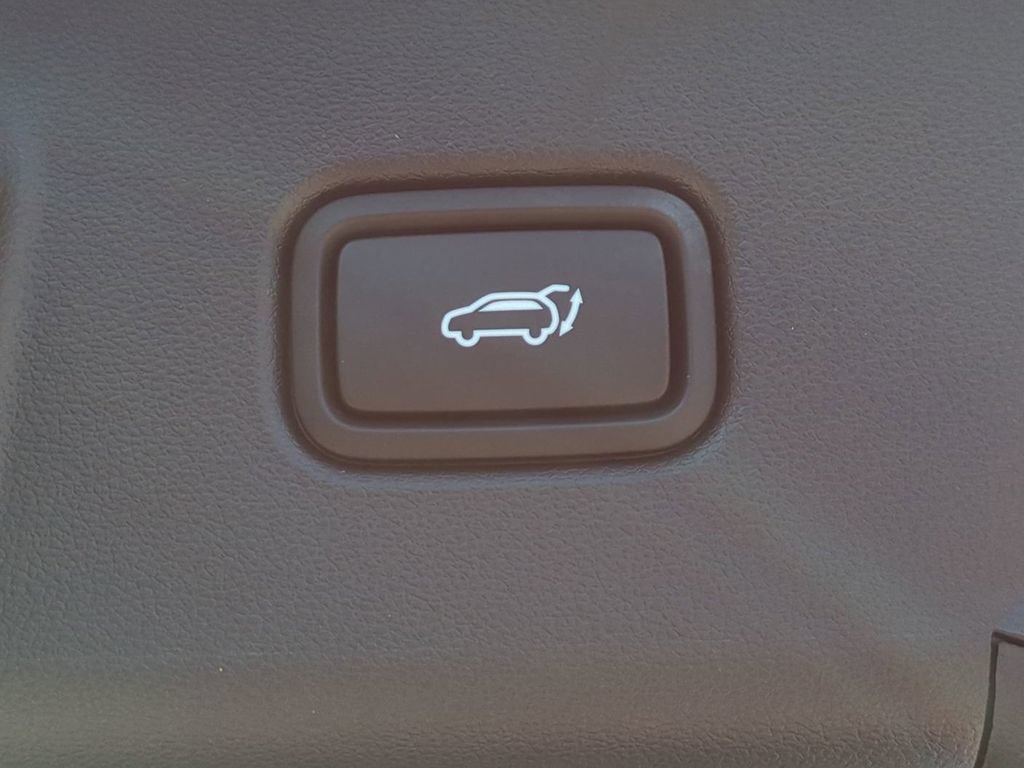 New 2026 Hyundai Tucson Limited FWD image 14