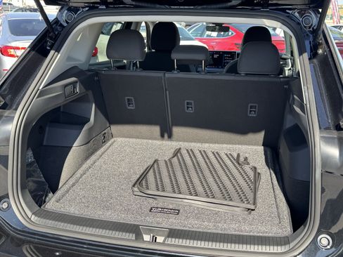 Used 2026 Volkswagen Tiguan S FWD image 33