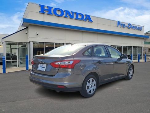 Used 2012 Ford Focus S FWD image 4
