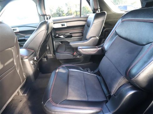 Certified 2023 Ford Explorer ST-Line w/ Class IV Trailer Tow Package image 8