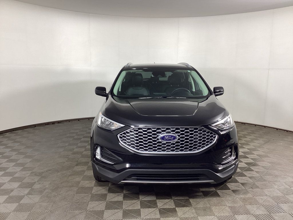 Used 2024 Ford Edge SEL w/ Convenience Package AWD/4WD image 6
