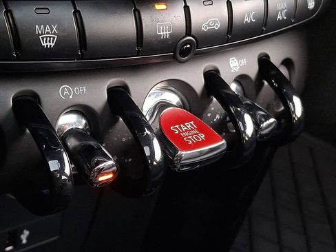 Used 2021 MINI Cooper 2-Door Hardtop w/ Storage Package image 24