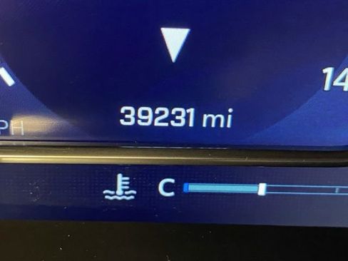 Used 2023 Chevrolet Silverado 1500 LT image 14