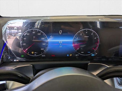 New 2026 Mercedes-Benz GLB 250 4MATIC image 9