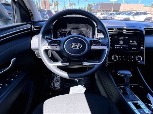 Certified 2023 Hyundai Tucson SEL AWD/4WD image 7
